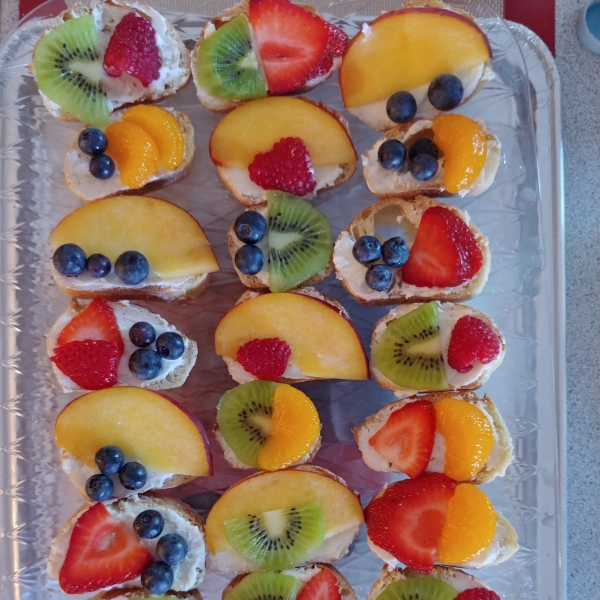 Goat Cheese Crostini with Honey and Fruit