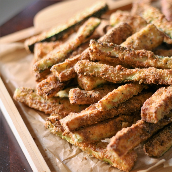 Low-Carb Air Fryer Zucchini Fries