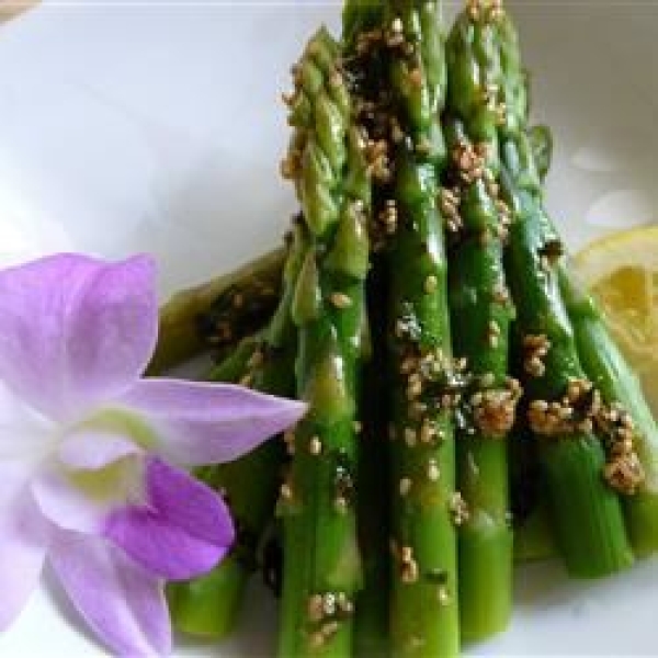 Lemon-Sesame Asparagus
