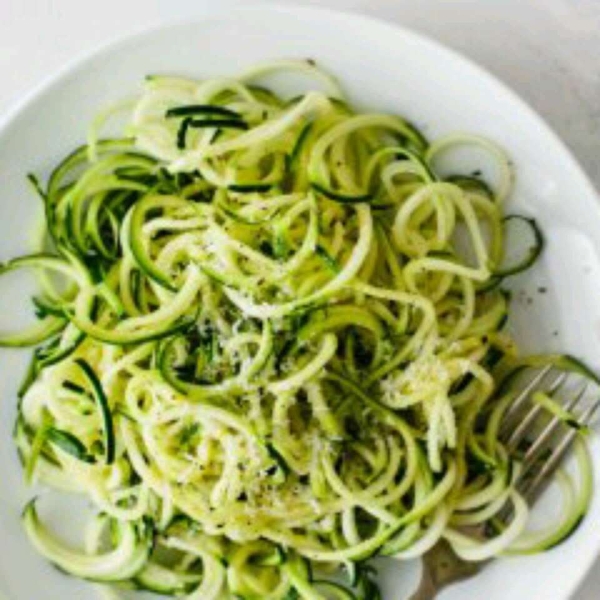 Low-Carb Zucchini Pasta