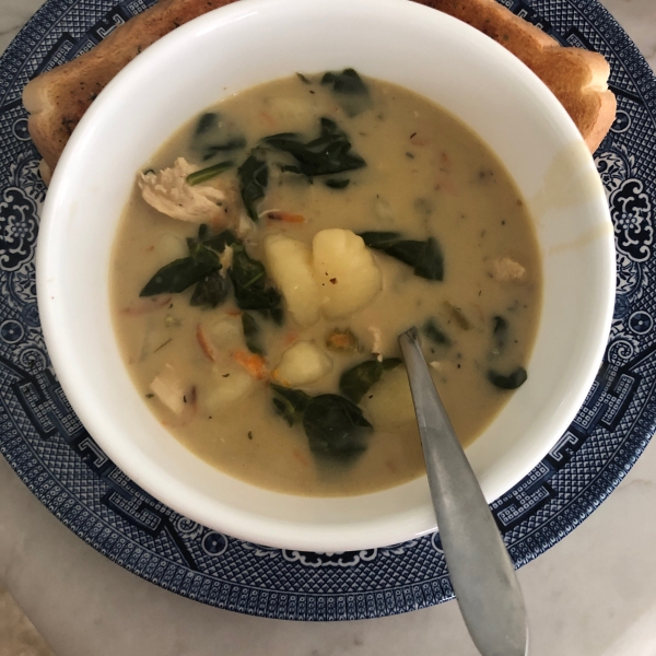 Restaurant-Style Chicken and Gnocchi Soup