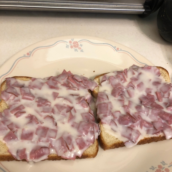 Creamed Chipped Beef on Toast