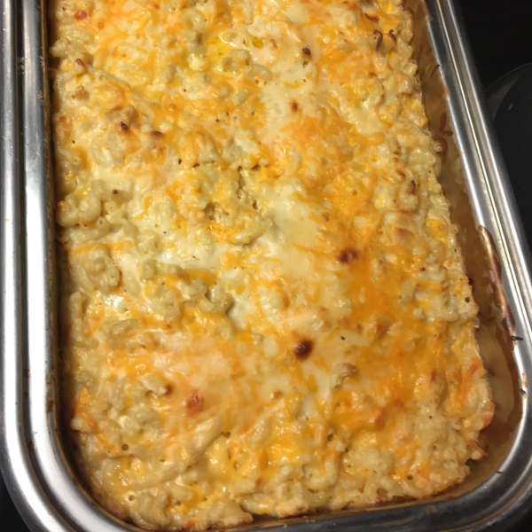 Easy Baked Macaroni and Cheese