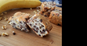 Spiced Chocolate Chip Banana Cookie Bars