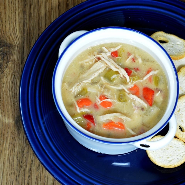 Easy Slow Cooker Chicken Soup