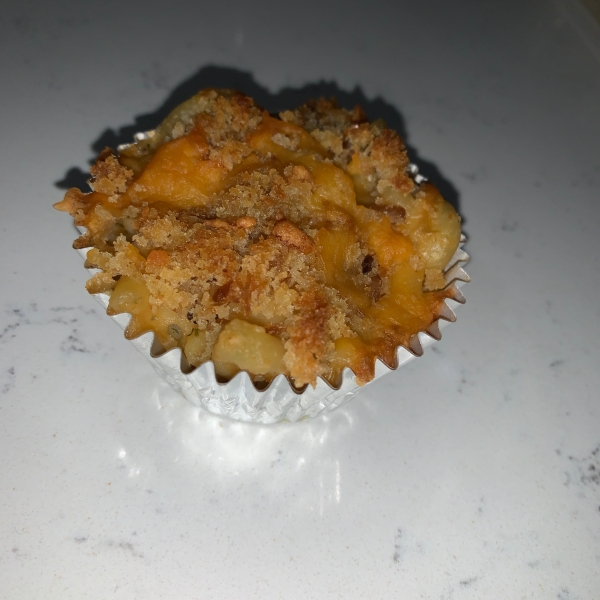 Easy Mac and Cheese Muffins