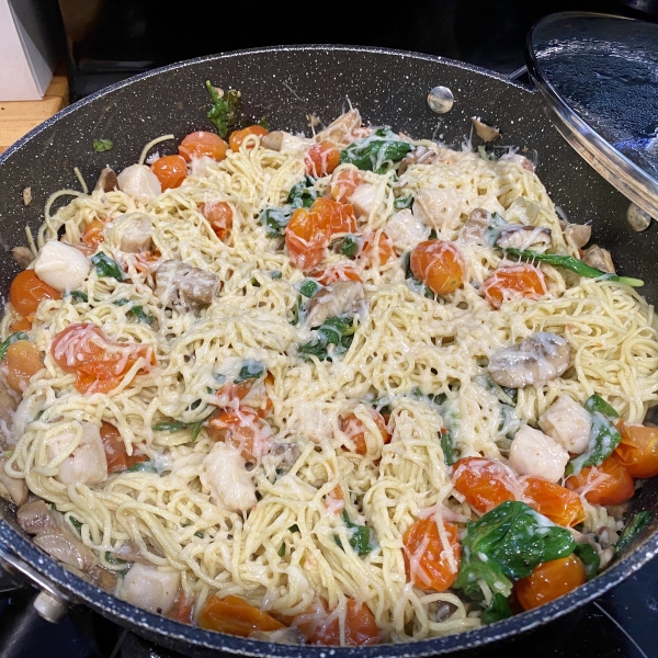 Angel Hair Pasta and Scallops with Margherita® Prosciutto