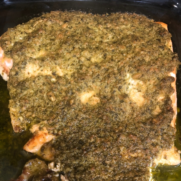 Stephan's Broiled Salmon Pesto