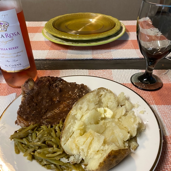 Pan-Seared T-Bone for Two with Rosemary Mustard Sauce