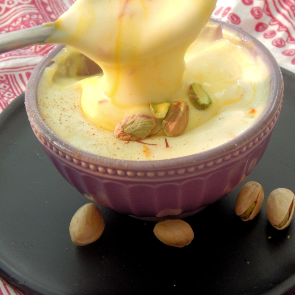Rice Pudding with Saffron and Cardamom
