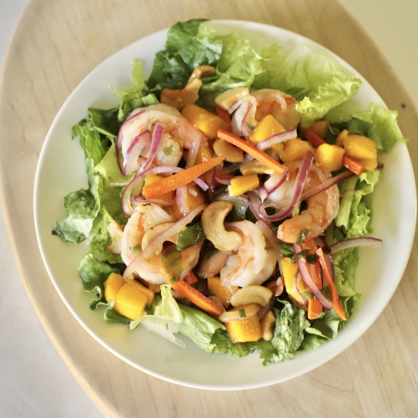 Thai Mango-Prawn Salad