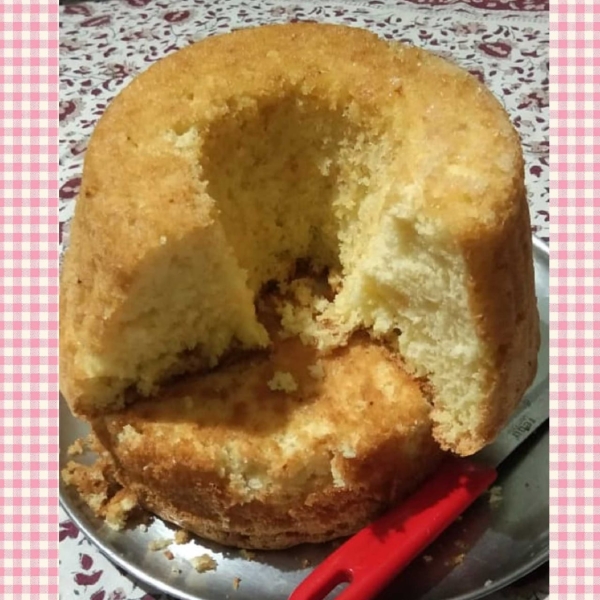 Egg-Yolk Sponge Cake