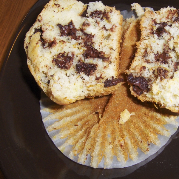 Dandelion Blossom Muffins with Chocolate Chips