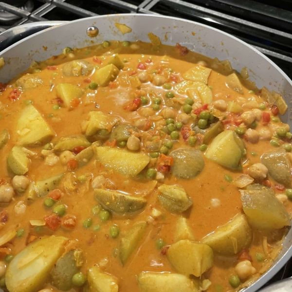 Spicy Vegan Potato Curry