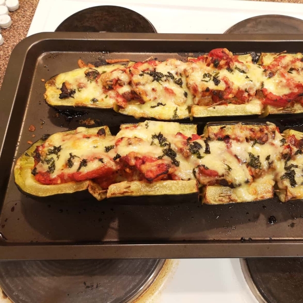 Mediterranean Stuffed Zucchini