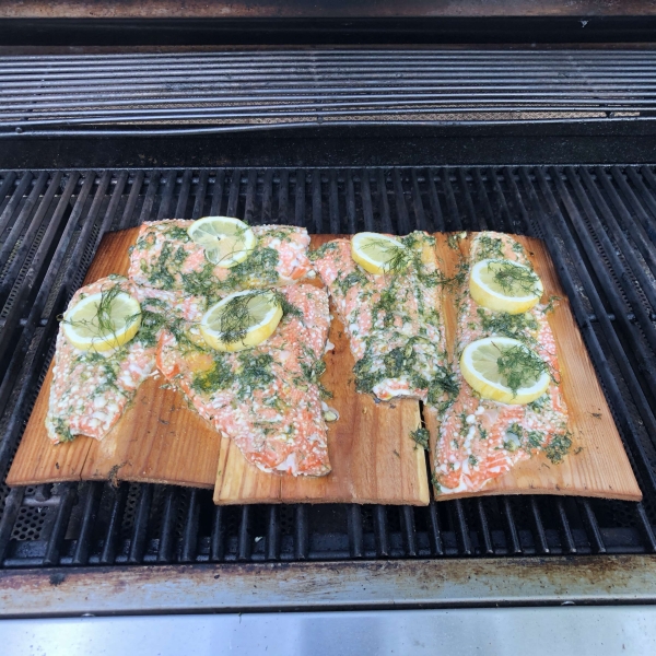 Cedar Plank-Grilled Salmon with Garlic, Lemon and Dill