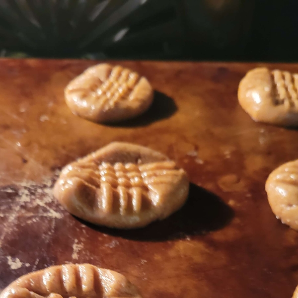 Classic Peanut Butter Cookies