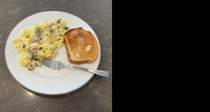 Garlic-Cilantro Scrambled Eggs