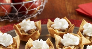 Mini Apple Pies from Reddi-wip®