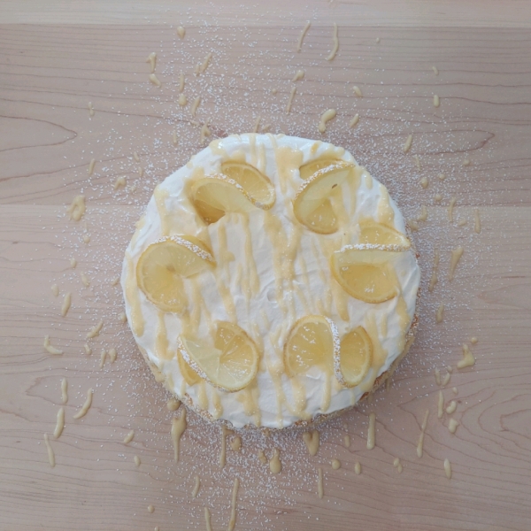 Lemon Lovers Luscious Cheesecake Pie