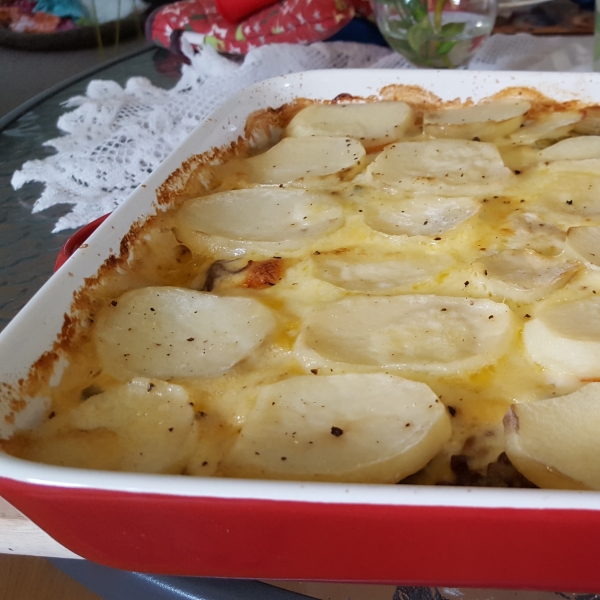 Shearers' Mince and Potato Hot Pot