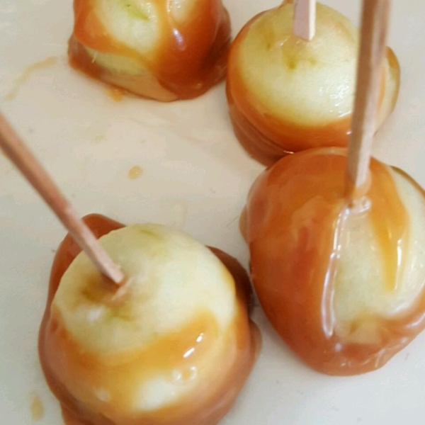 Nutty Caramel Apple Pops