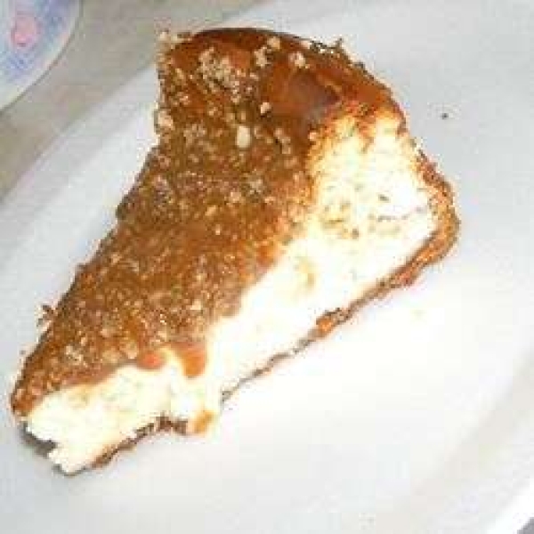 Caramel Pecan Cheesecake