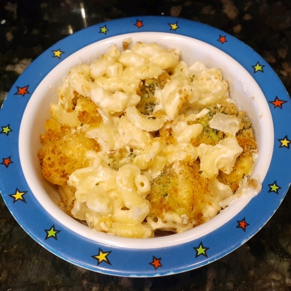 Homemade Mac and Cheese Casserole