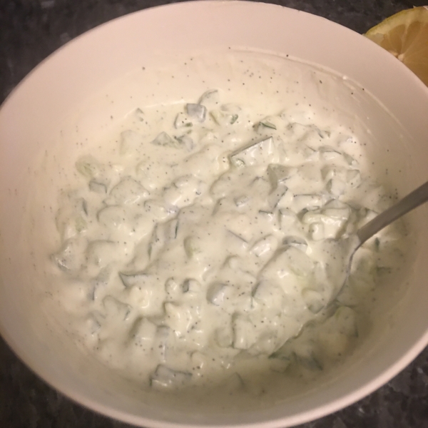 American-Style Creamy Greek Dressing