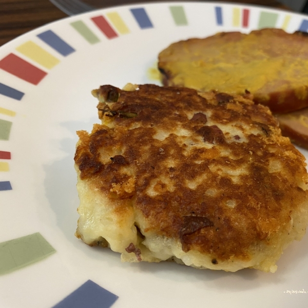 Old Fashioned Potato Cakes