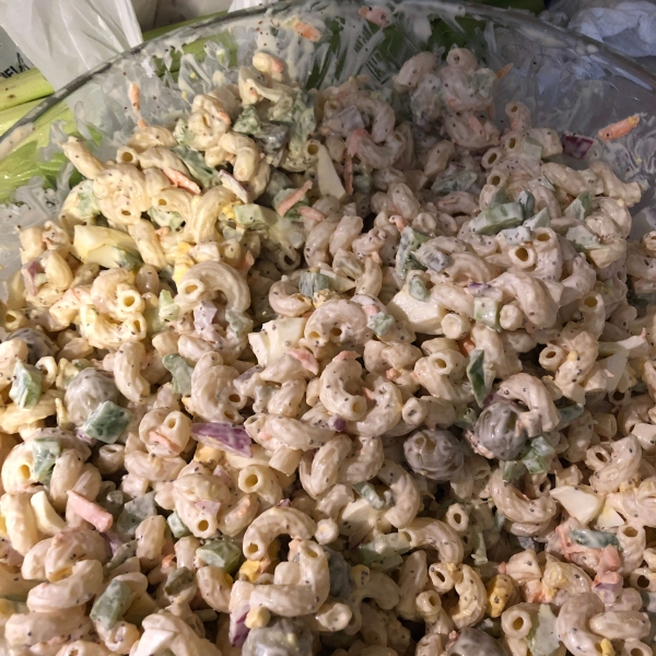 Macaroni Salad with Pickles