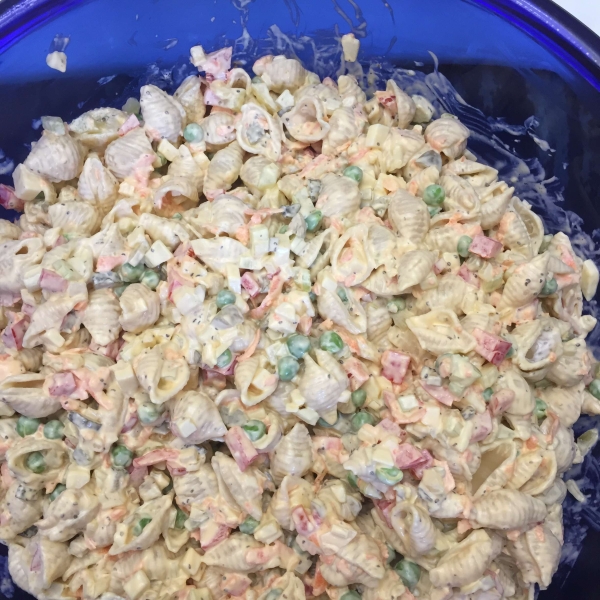 Macaroni Salad with Pickles