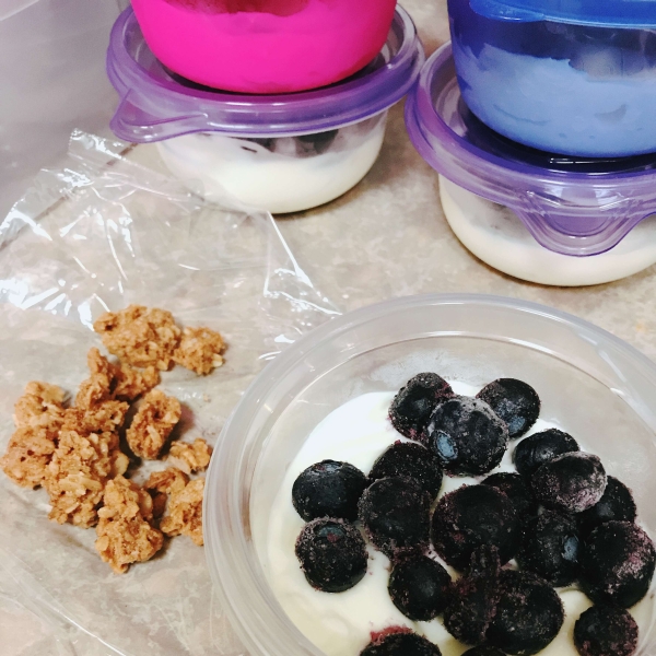 Simple Yogurt Parfaits