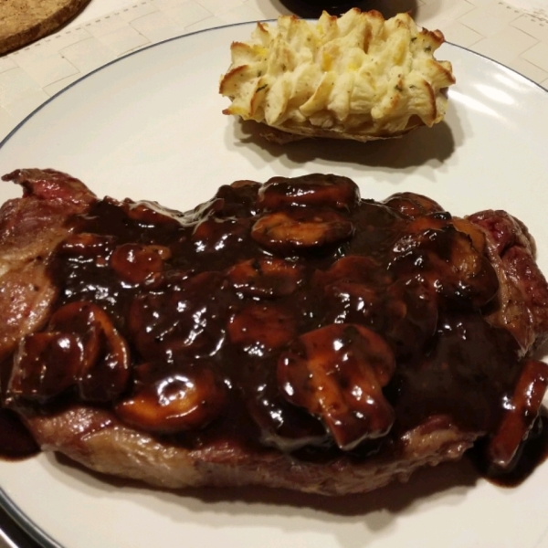 Bordelaise Sauce with Mushrooms