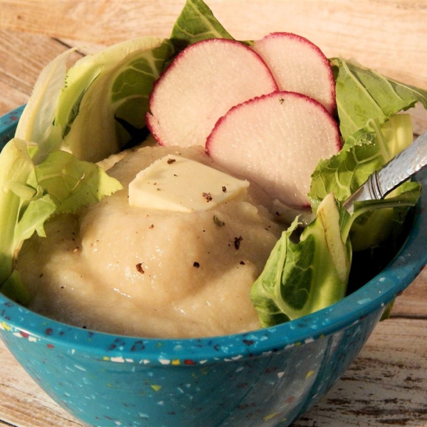 Cauliflower Radish Garlic Mash