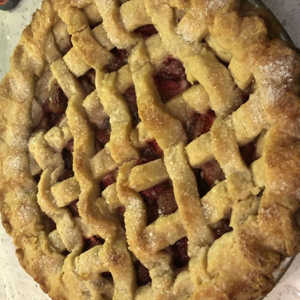 Most Spectacular Strawberry Pie