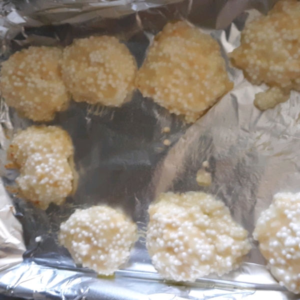 Pan de Queso (Brazilian Cheese Buns)