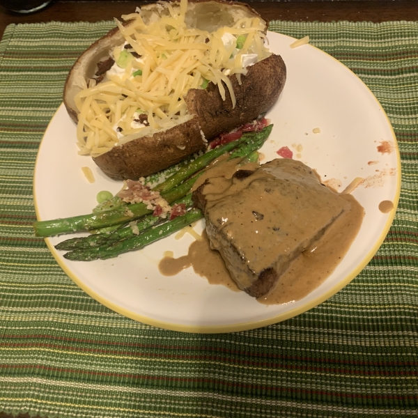 Steaks With Roquefort Sauce