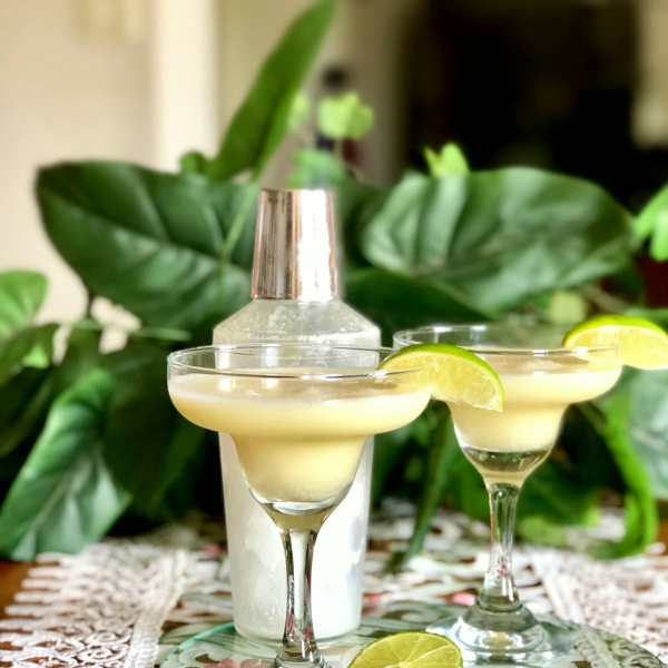 Coconut Lime Martinette (Alcohol-Free)
