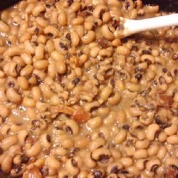 Slow Cooker Black-Eyed Peas with Bacon