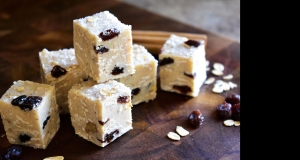 Oatmeal-Raisin Cookie Fudge