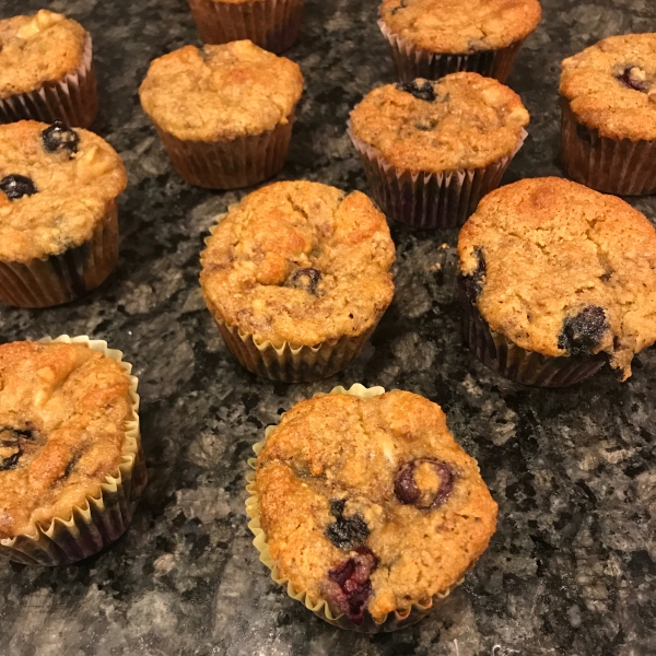 Delicious and Nutritious Whole Wheat Banana and Blueberry Muffins