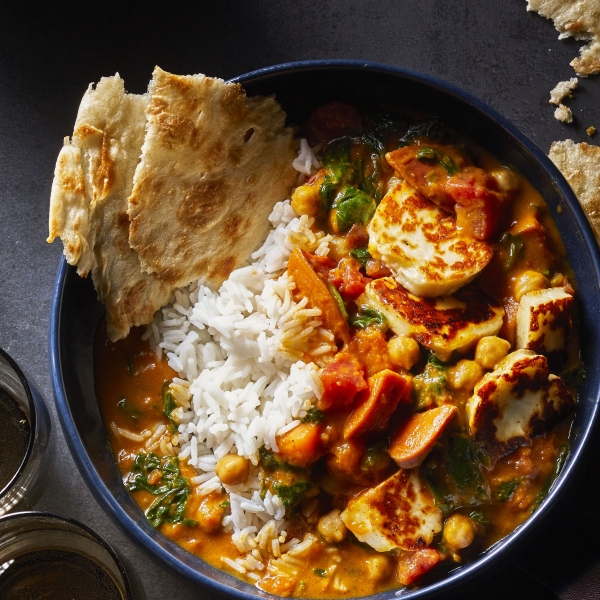 Sweet Potato, Spinach, and Halloumi Curry