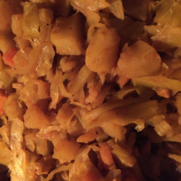 Ethiopian Cabbage and Potato Dish (Atkilt)