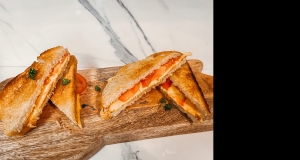 Grilled Cheese and Tomato Sandwiches