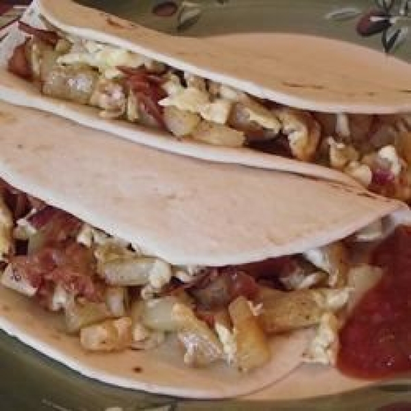 Bacon, Potato, and Egg Taco Ole