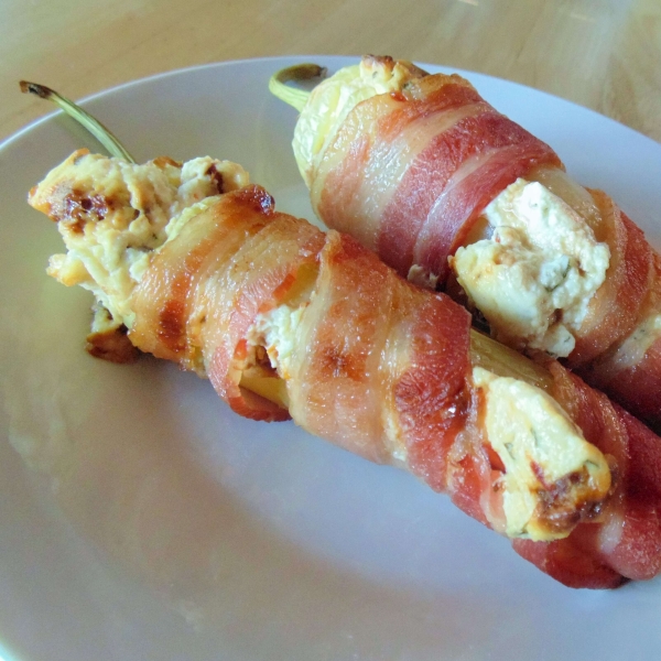 Delicious Stuffed Banana Peppers