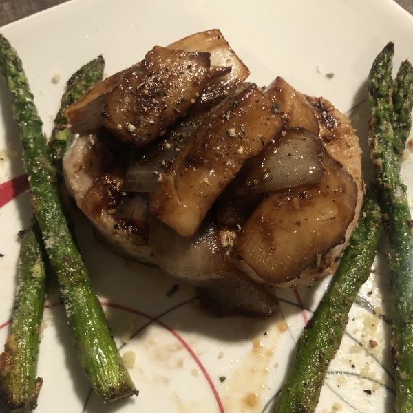 Grilled Pork Chops with Balsamic Caramelized Pears