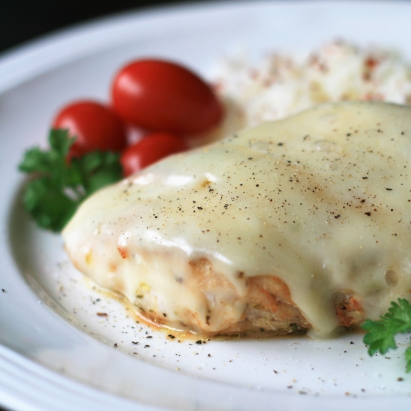 Smoked Mozzarella Skillet Chicken