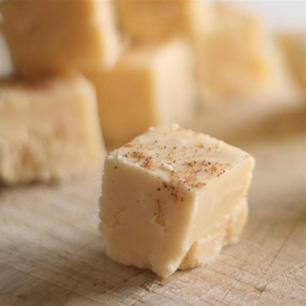 Festive Eggnog Fudge